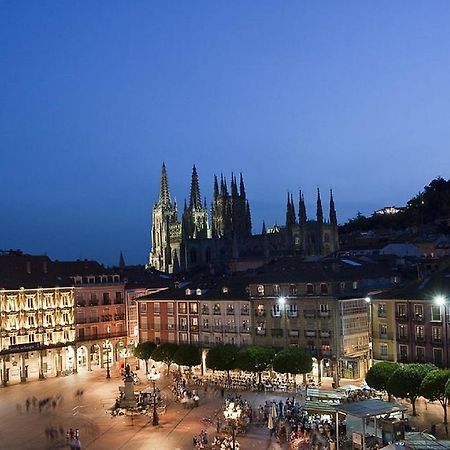 Apartamento Turistico Plaza Mayor Burgo Eksteriør bilde